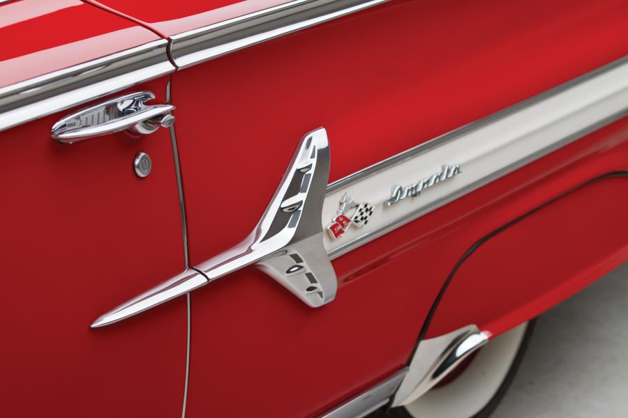  Chevrolet Impala 348 Special Turbo-Thrust Convertible 1960 года  (фото 22 из 26)